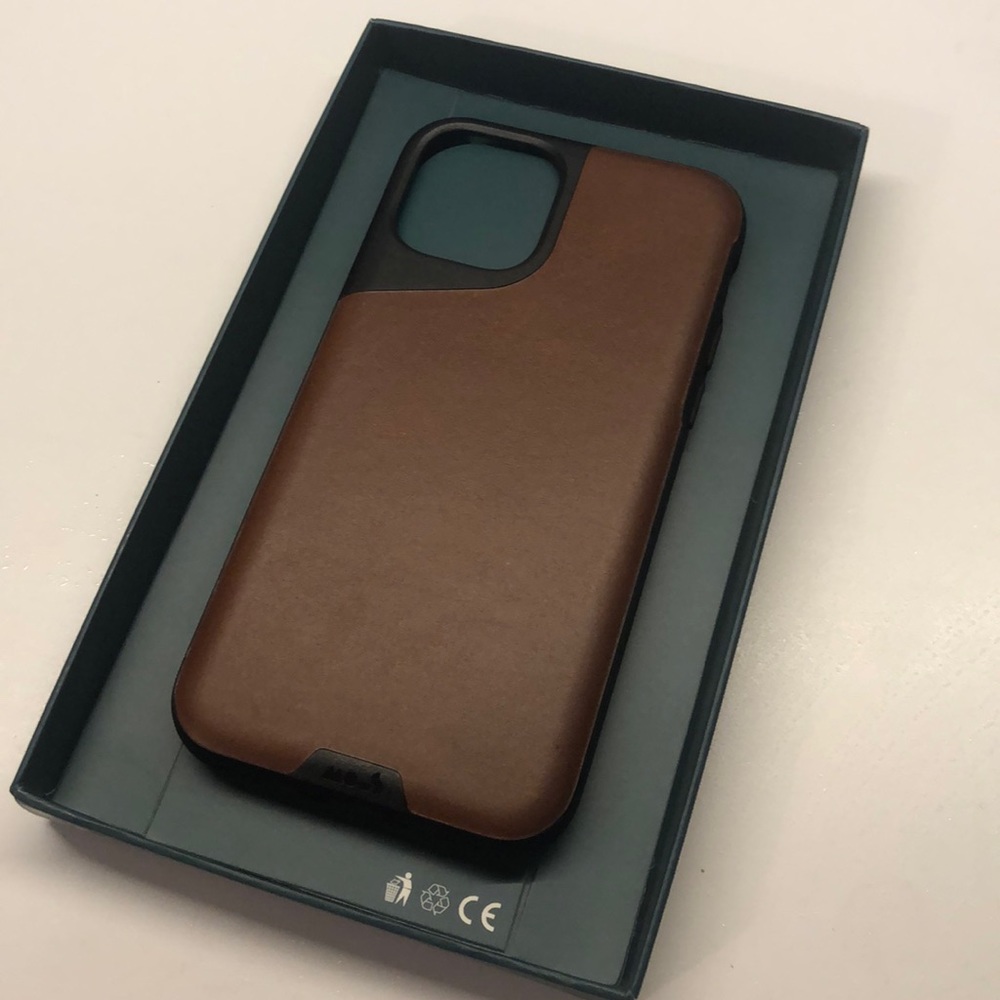 Mous brown leather iPhone 11 Pro case